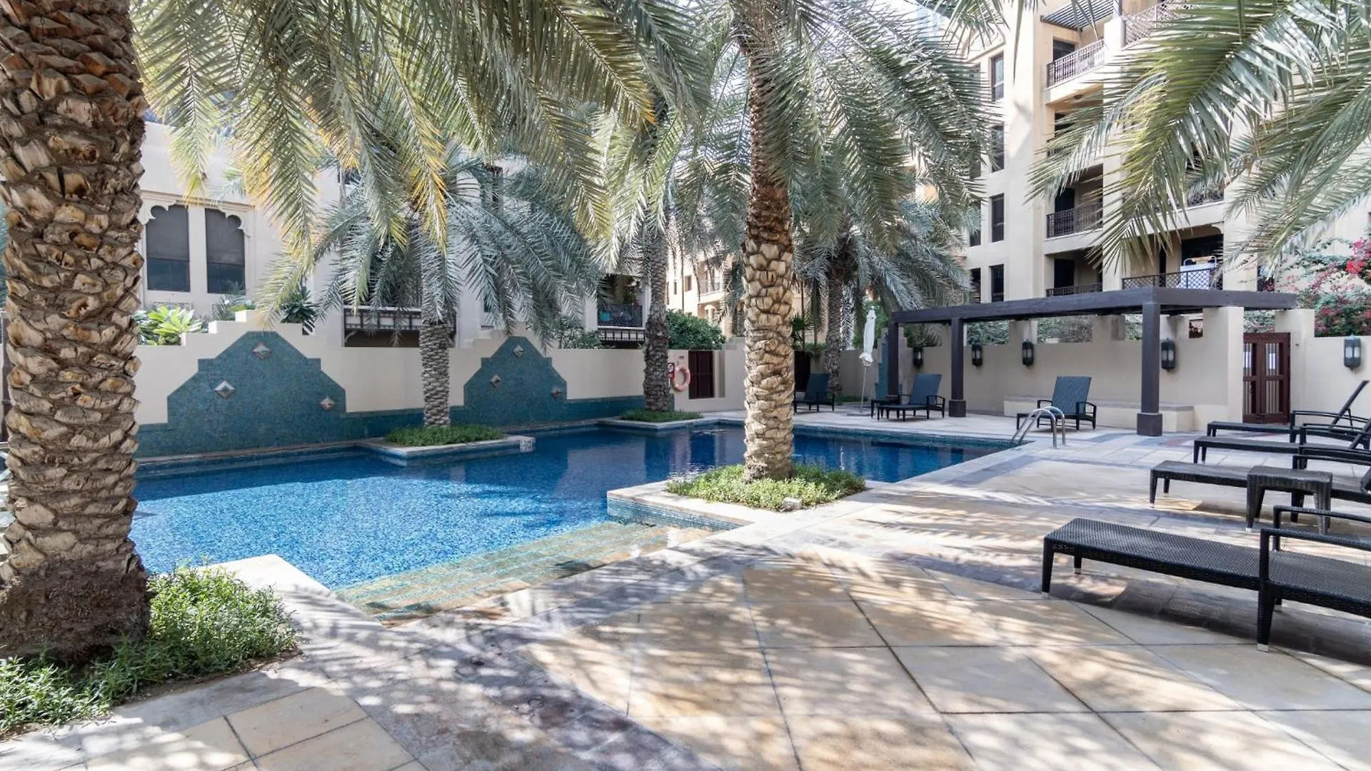 The Smart Concierge - Reehan 8 Dubai 0*,