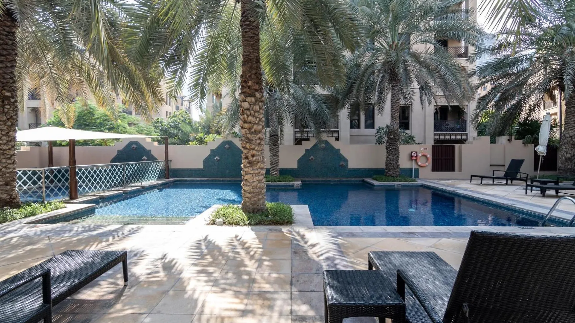The Smart Concierge - Reehan 8 Dubai Apartment